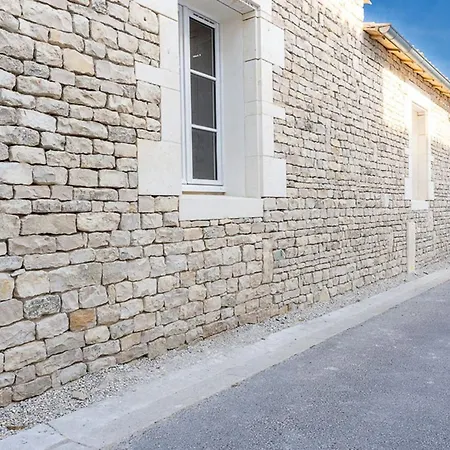 Holiday home Maison Moderne Avec Jardin Clos Pour 4 Pers. - Fr-1-835-18 *