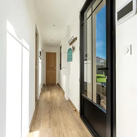Tatil Evi Maison Moderne Avec Jardin Clos Pour 4 Pers. - Fr-1-835-18 *