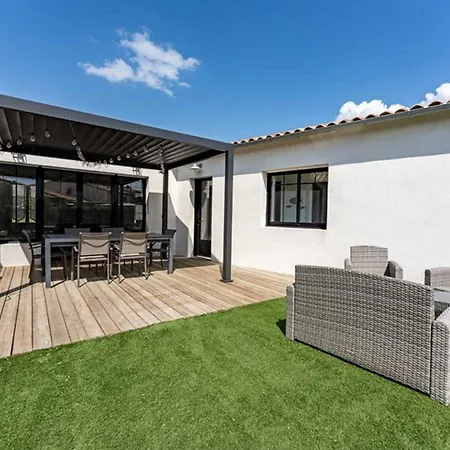 Maison Moderne Avec Jardin Clos Pour 4 Pers. - Fr-1-835-18 別荘 *