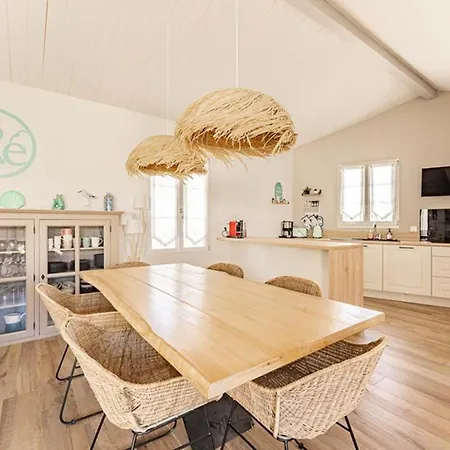 Maison Moderne Avec Jardin Clos Pour 4 Pers. - Fr-1-835-18 Tatil Evi