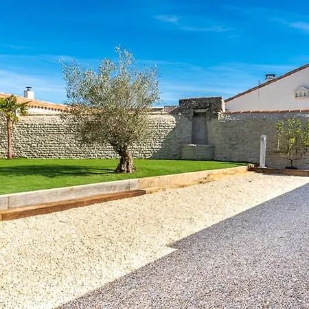 Maison Moderne Avec Jardin Clos Pour 4 Pers. - Fr-1-835-18 *